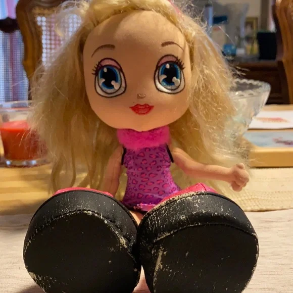 Vintage Cute Diva Starz 2000 Mattel soft Doll - Picture 3 of 9